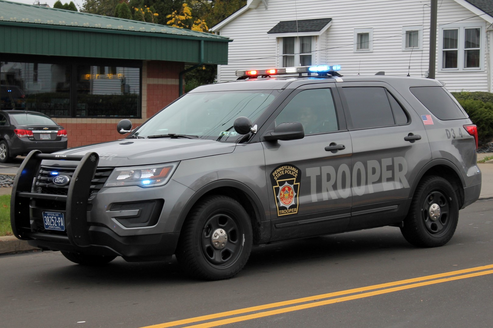 This image shows a Ford Interceptor Utility of Pennsylvania State Police (PSP).